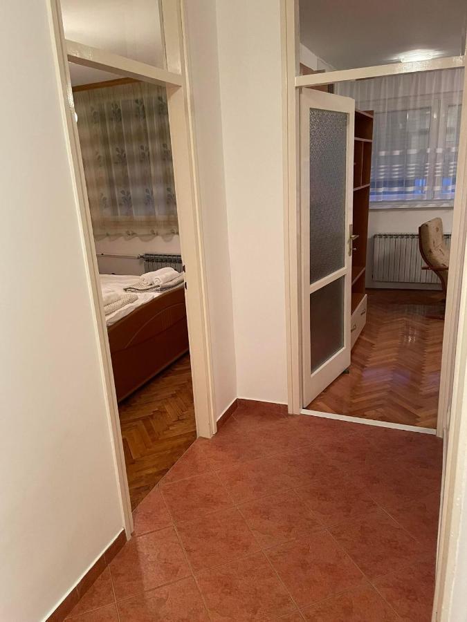 Lolly Apartment Karlovac Exterior foto